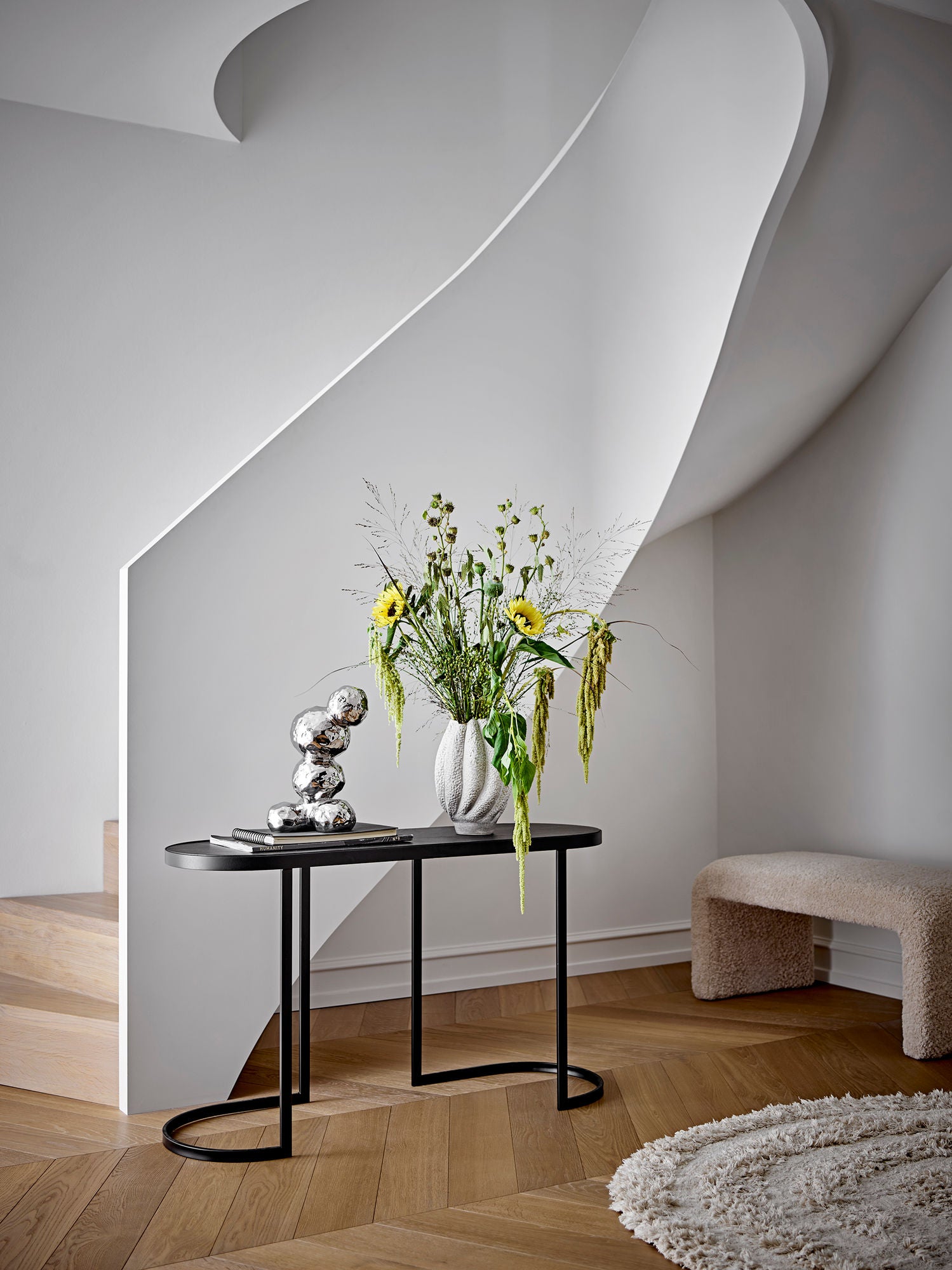 Mesa de console de Bloomingville Carter, preto, pinheiro