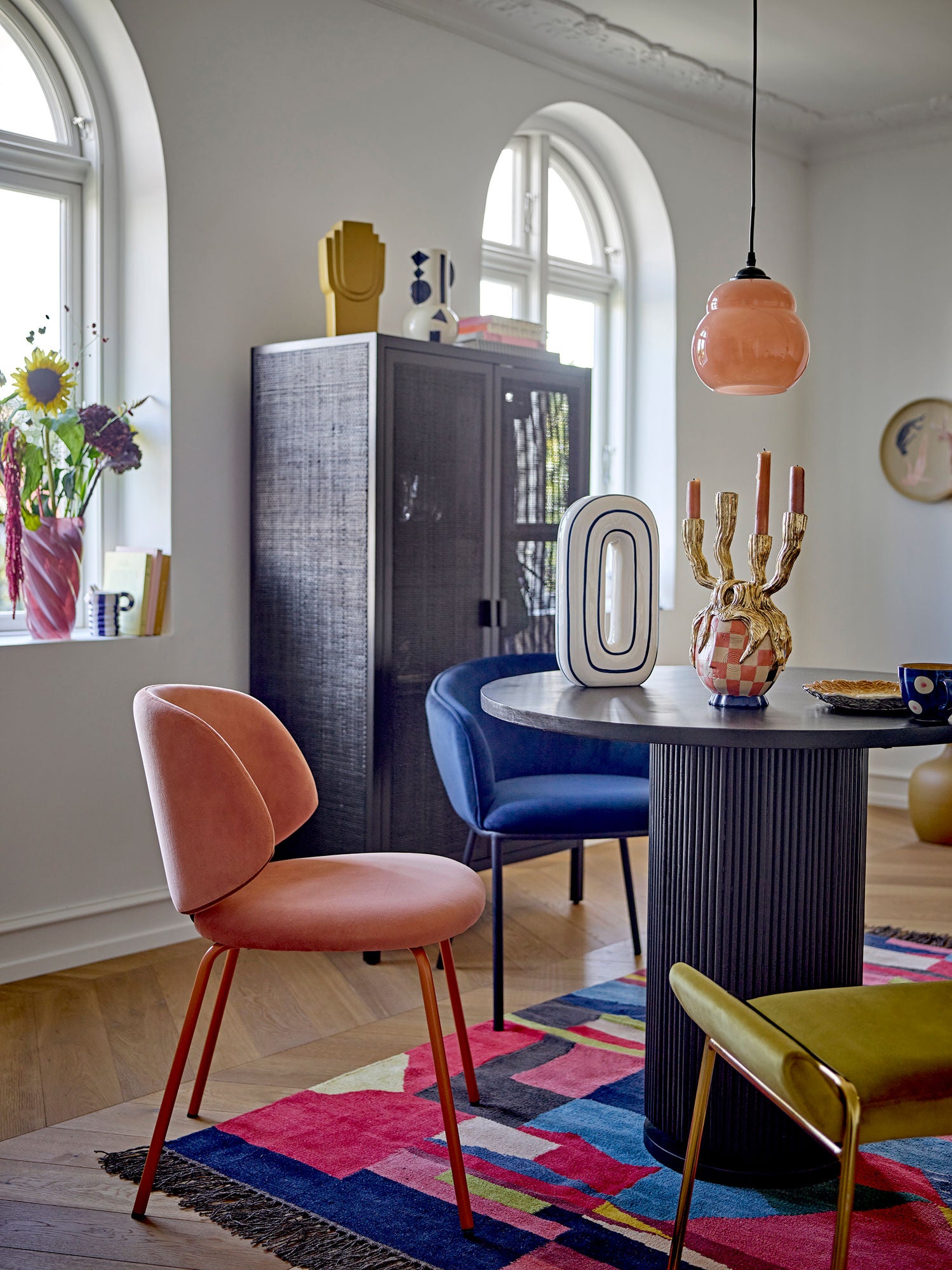 Gabinete de Bloomingville Marikka, preto, FSC 100%® mogno