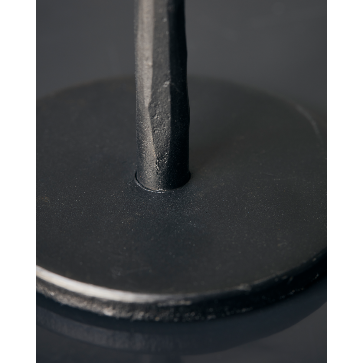 Castiçal, hdtrivo, preto