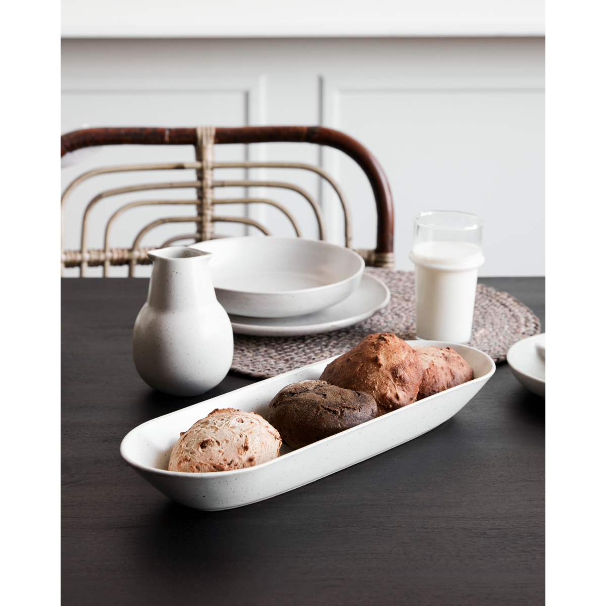 Prato de servir, hdpion, cinza; branco