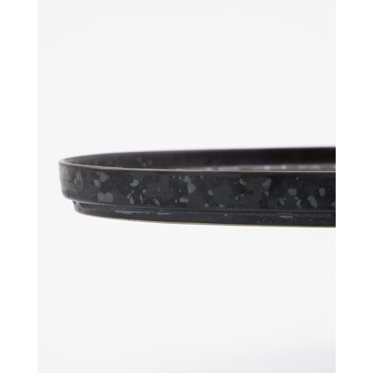 Prato de servir, hdpion, preto; marrom