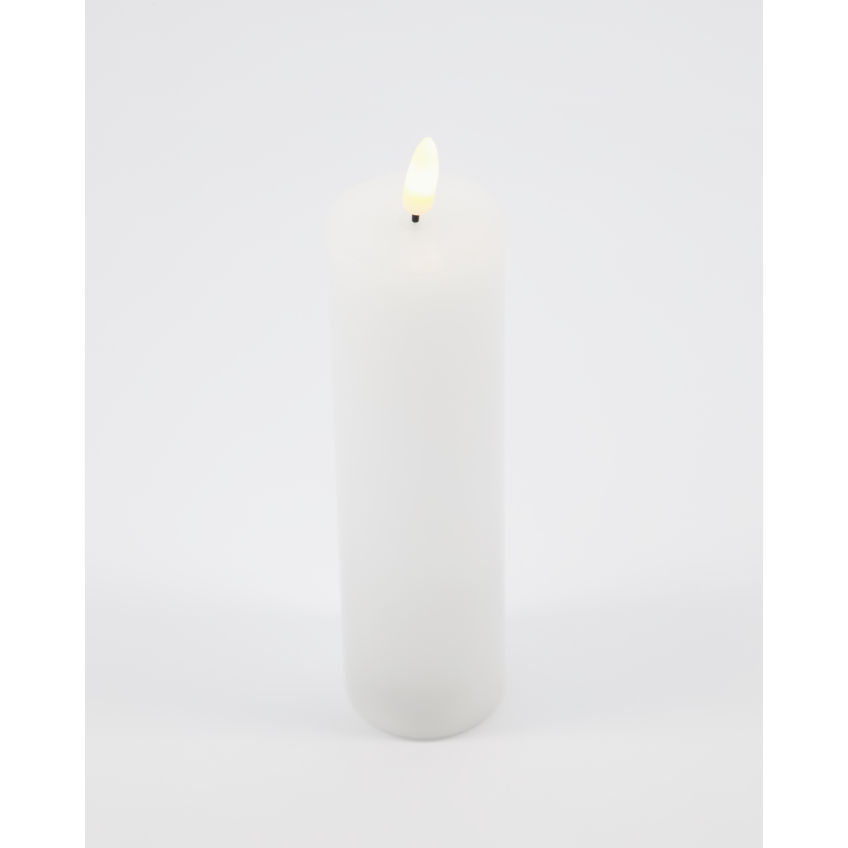 Leve, abalado, branco