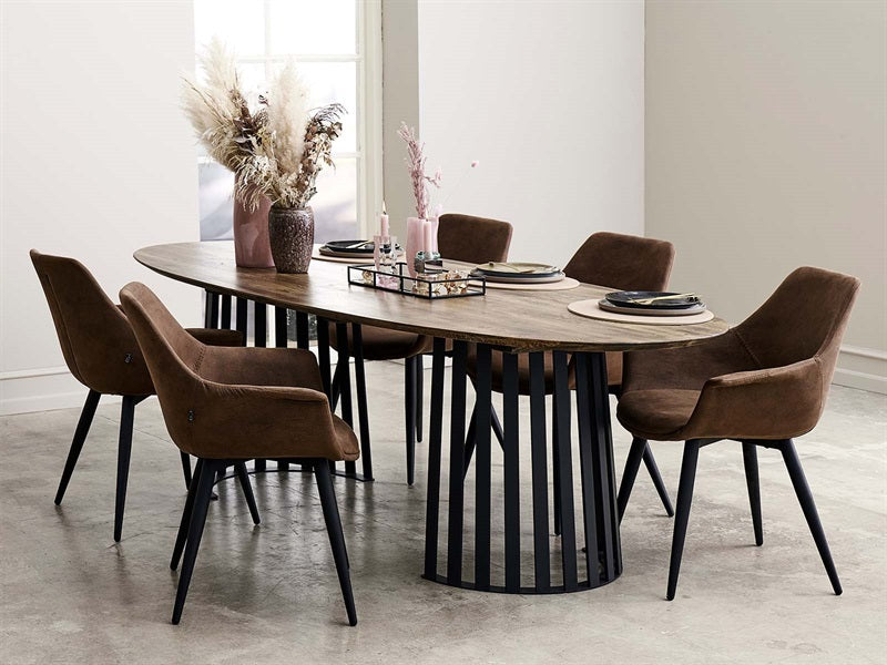 Base de meia -lua, preto