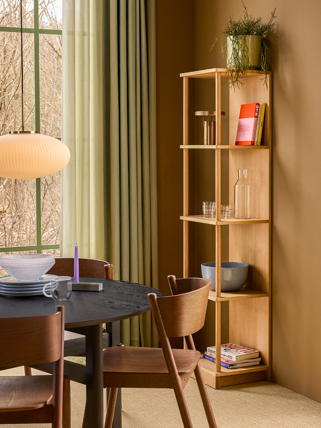 Cadeira de Jantar Oblíqua Marrom - 55x51xh80cm