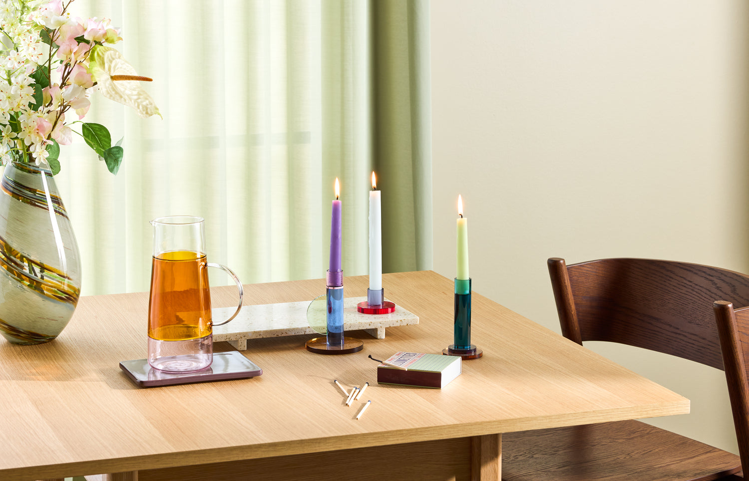 Cadeira de Jantar Oblíqua Marrom - 55x51xh80cm