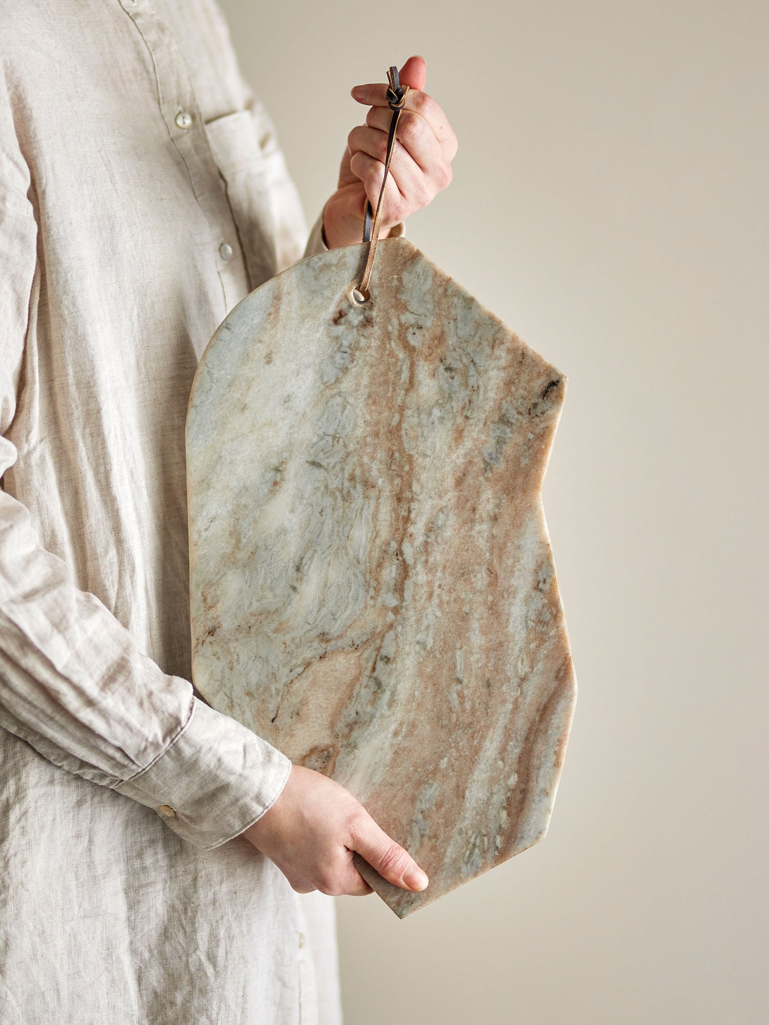 Bloomingville Ziggy Rutting Board, Nature, mármore