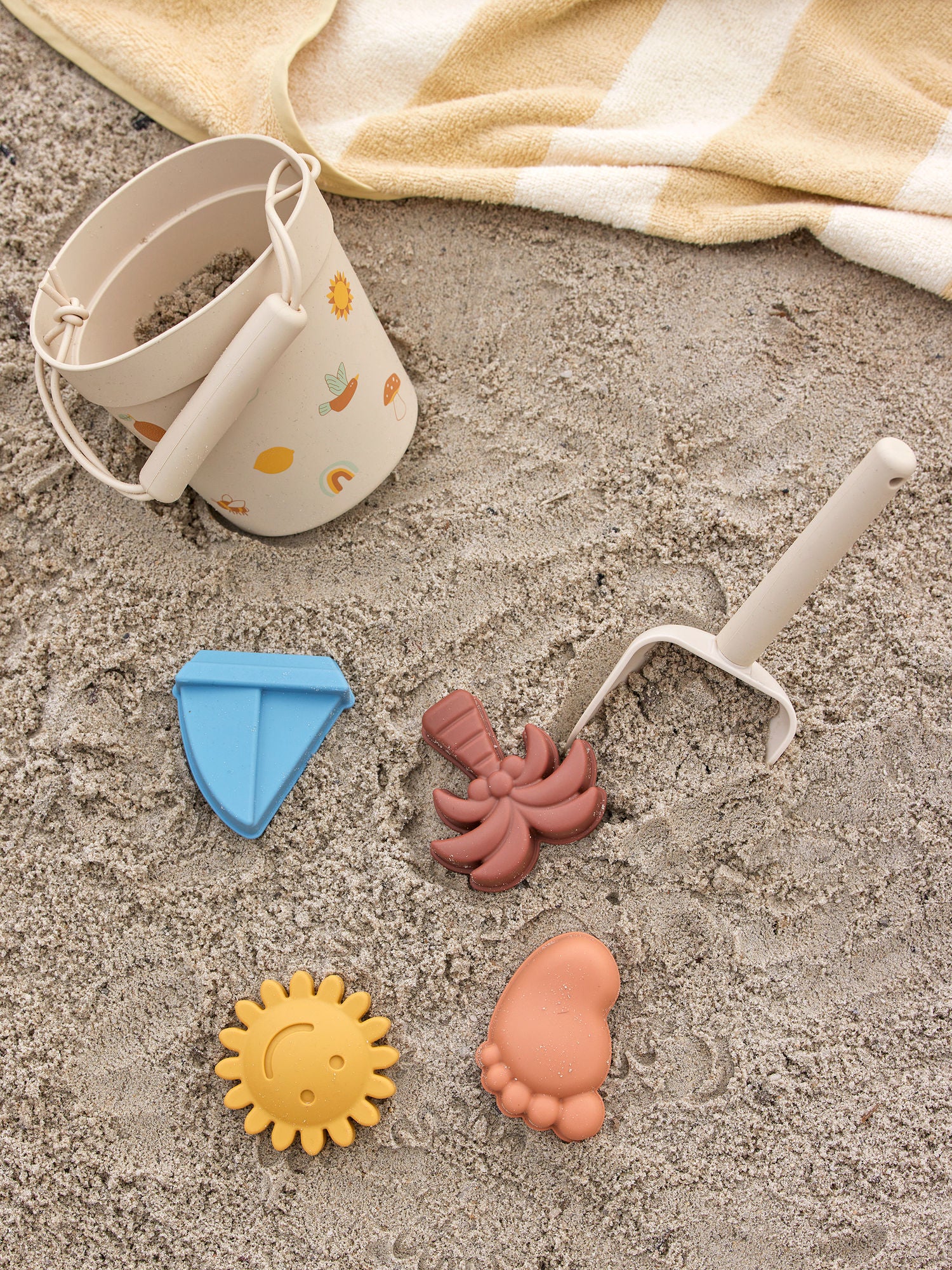 Bloomingville Mini Agnes Strand e Sandkass Toy, Nature, Silicone