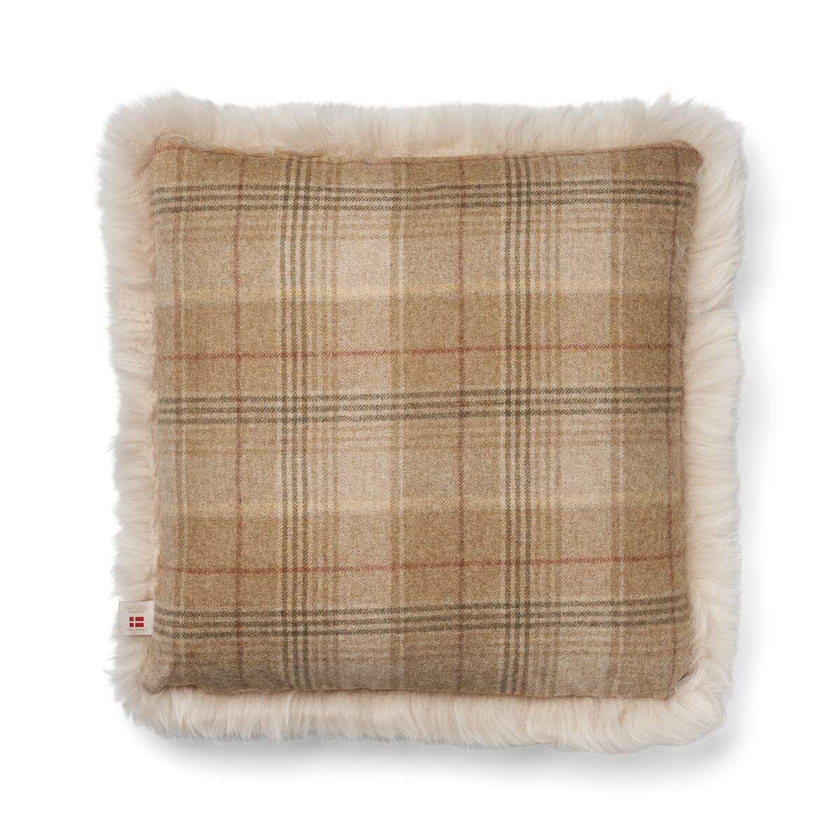 Coleção Verificada | Almofada de lã | Cabelos compridos | 52x52cm