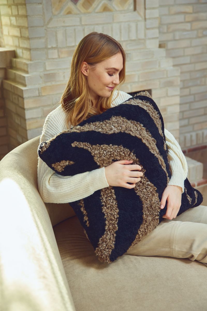 Almofada de pele de cordeiro zebra | Pêlo curto | Nova Zelândia | Dupla Face | 60x60cm