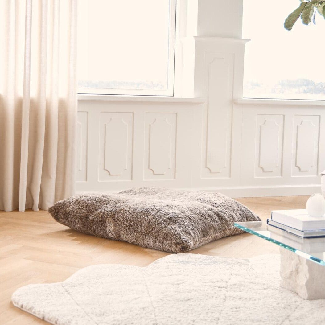 Almofada Maxi Flutuante | Pêlo curto | Nova Zelândia | Dupla Face | 90x90cm