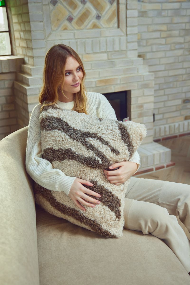 Almofada de pele de cordeiro zebra | Pêlo curto | Nova Zelândia | Dupla Face | 60x60cm