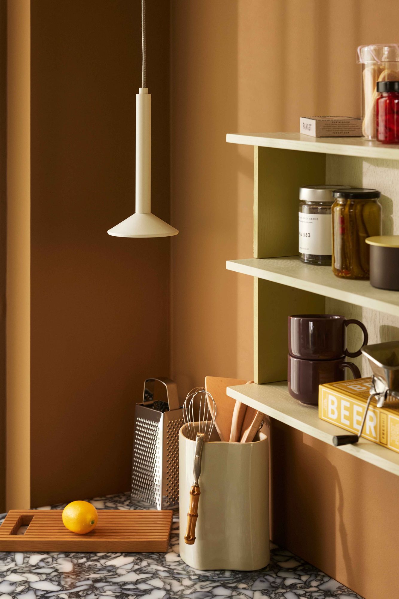 Hübsch Pep prateleira amarela/cinza