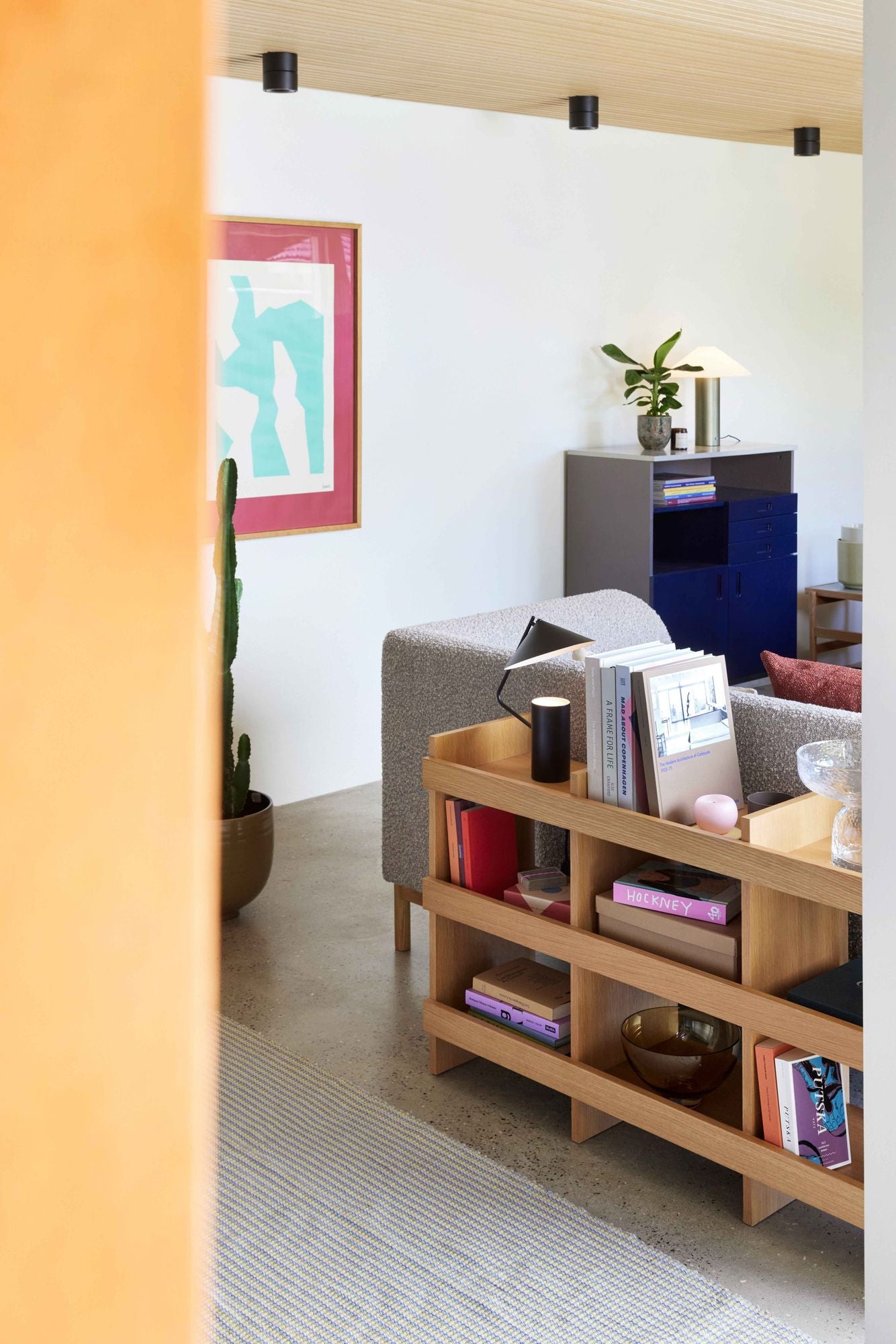 Natureza da prateleira de momento de Hübsch