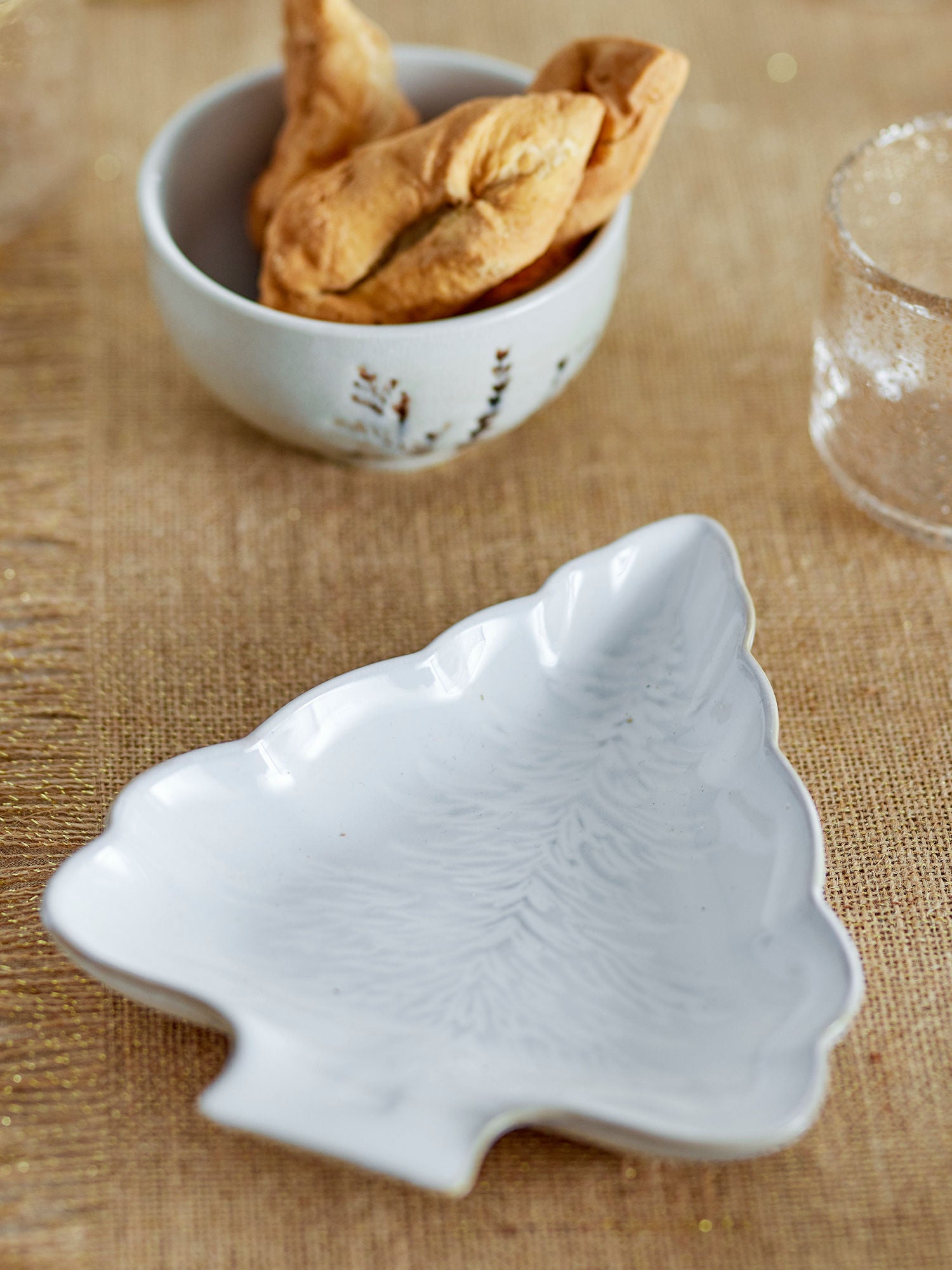 Prato de servir de inverno de Bloomingville, natureza, grés