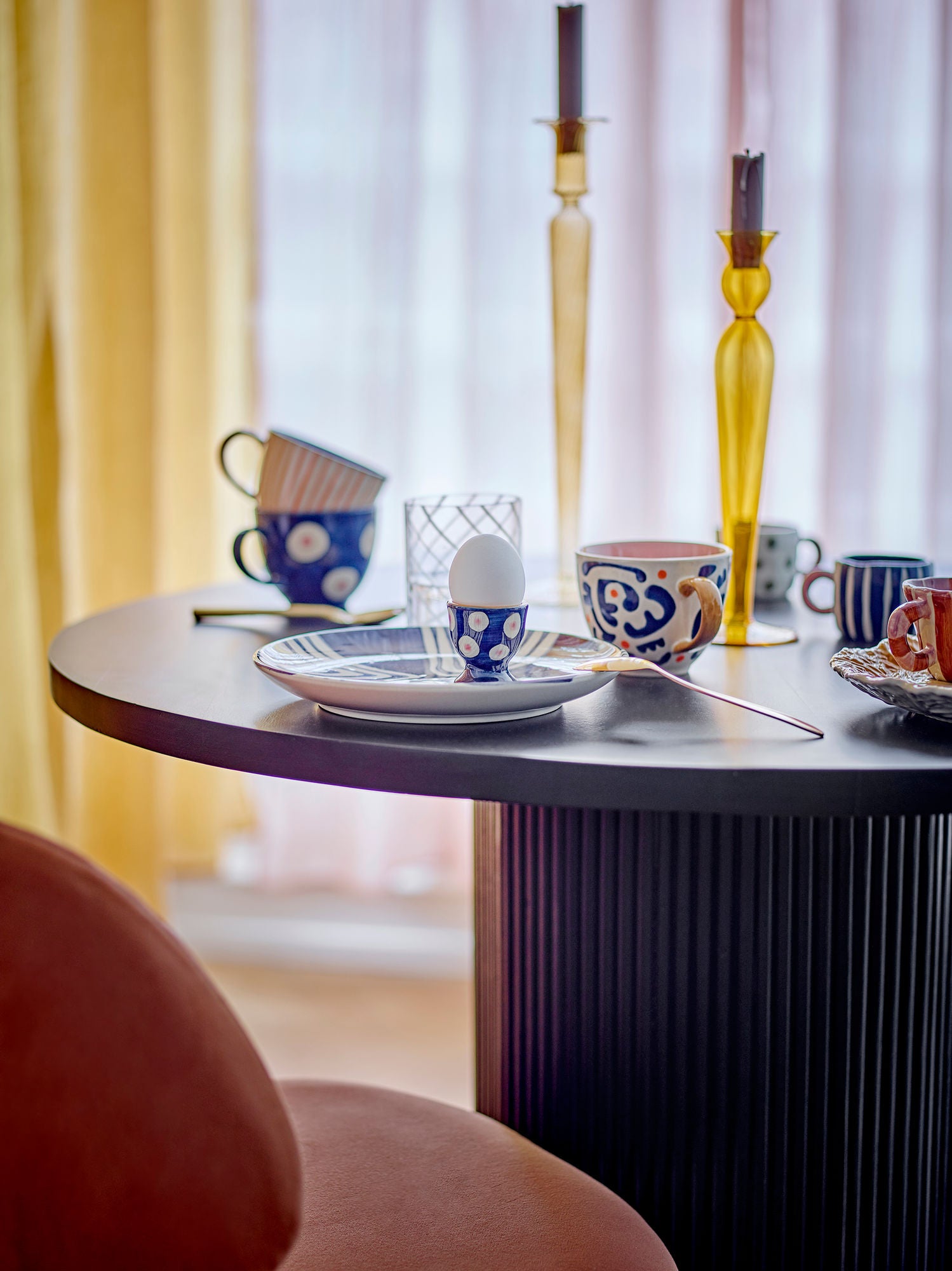 Mesa de jantar de Bloomingville Porto, Black, FSC 100%® Mango