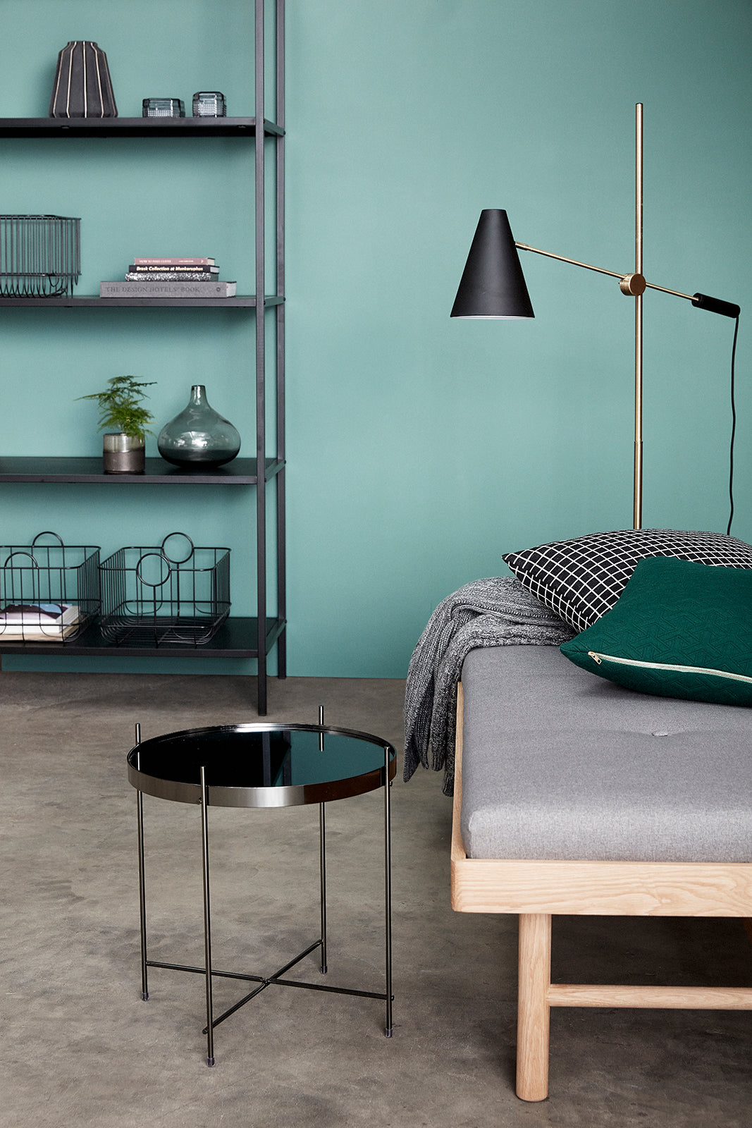 Refletir mesa lateral preto - Ø43xh45cm