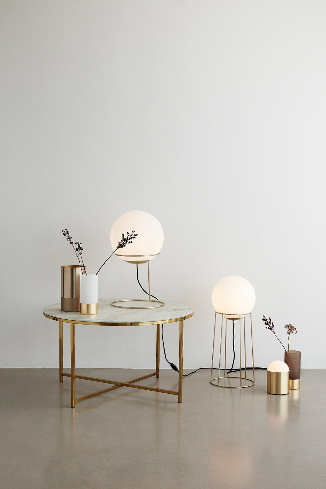 Iluminação de tabela de escultura cor de latão - Ø12xh19cm, e14/25w