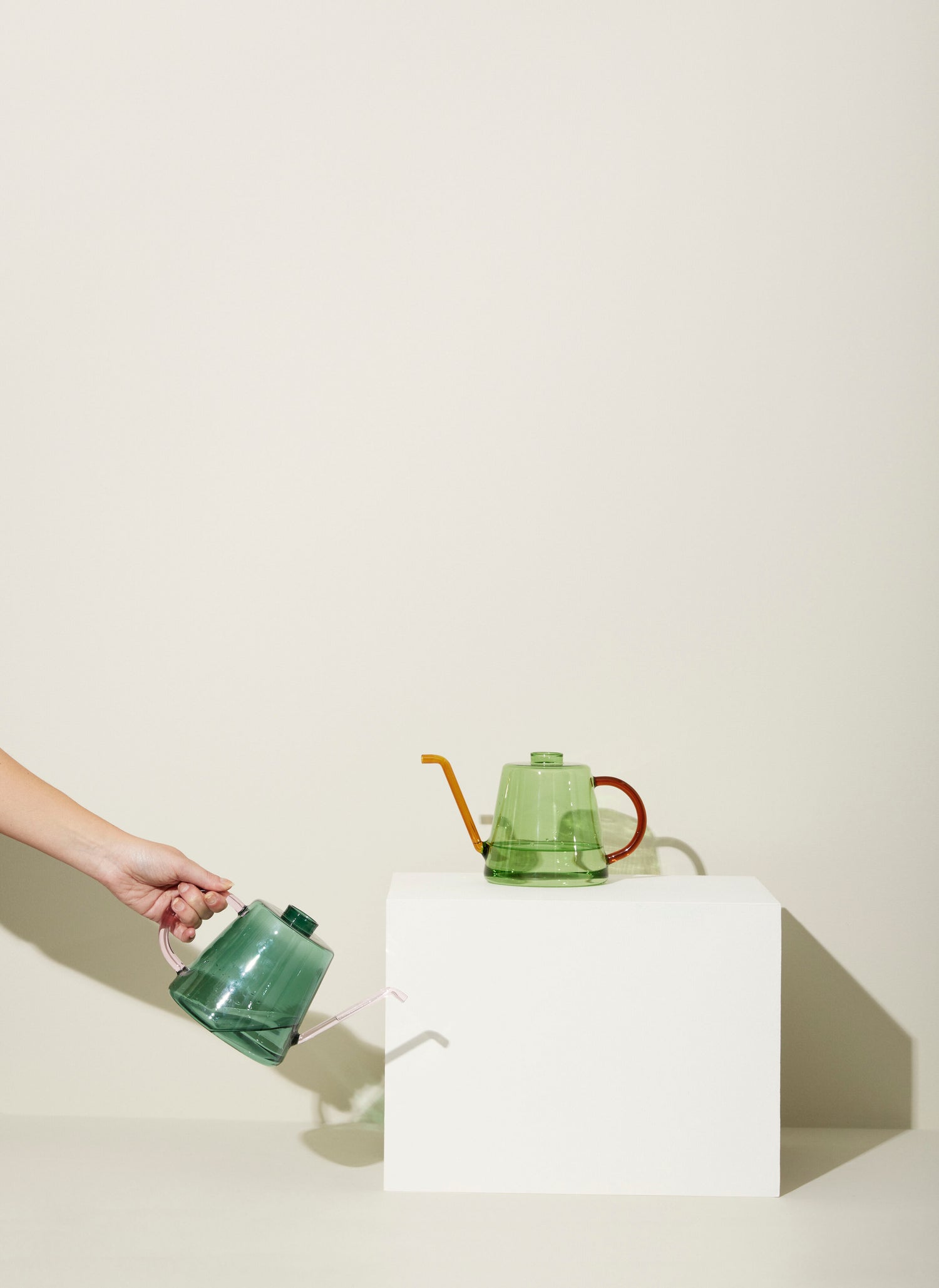 Flora Water Jug Green/Amber Cor - 24x14xh14cm