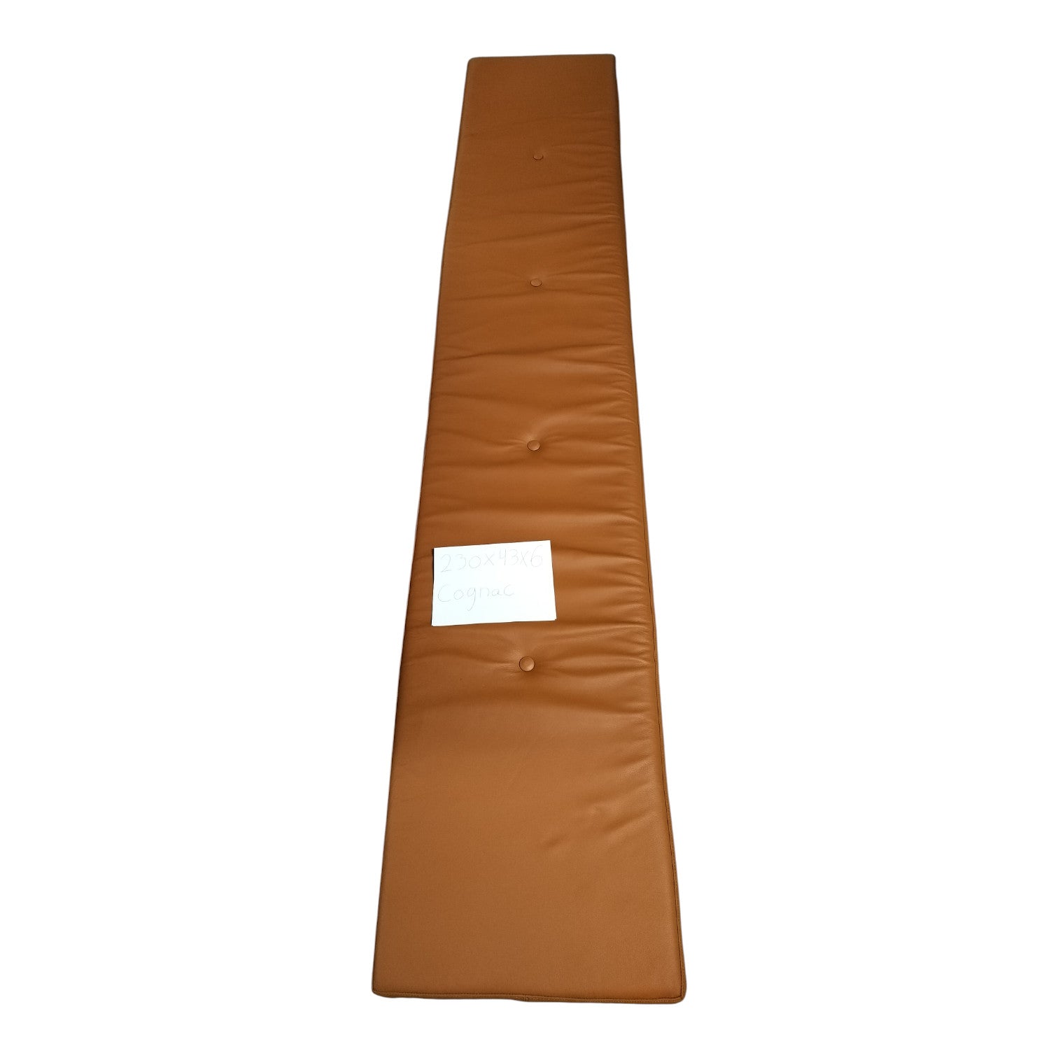 Seção residual - 230x40x4 em couro Cognac com 4 botões