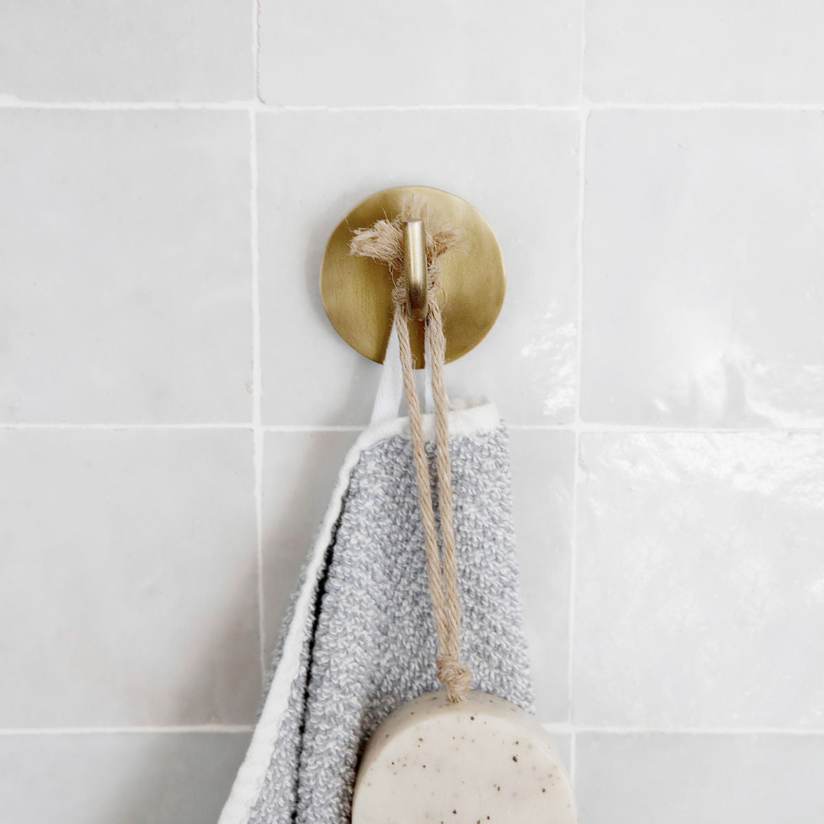 House Doctor - Knage, Text, Messing - l: 3 cm, dia: 4 cm - House Doctor - DesignGaragen.dk