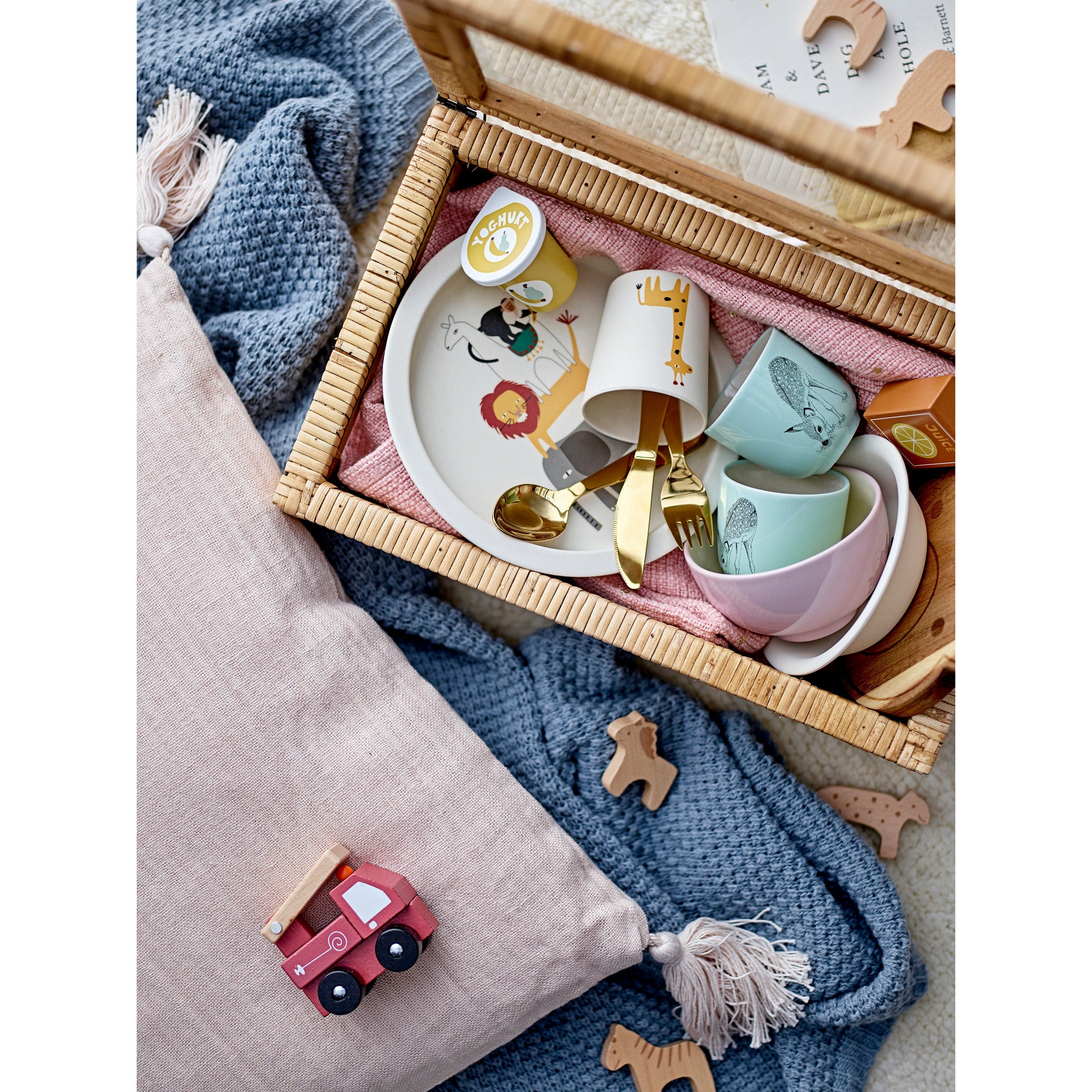 Bloomingville Lally Æske m/Låg, Natur, Rattan - Bloomingville - DesignGaragen.dk