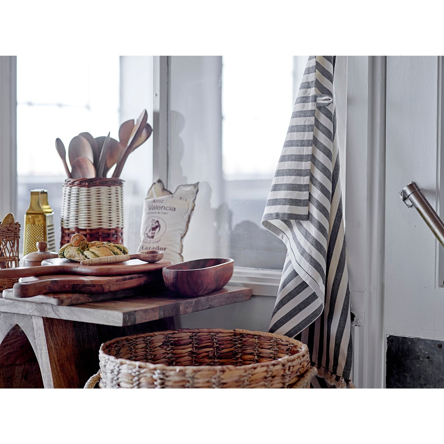 Bloomingville Rosle Cutting Board, Natur, Akacie - Bloomingville - DesignGaragen.dk