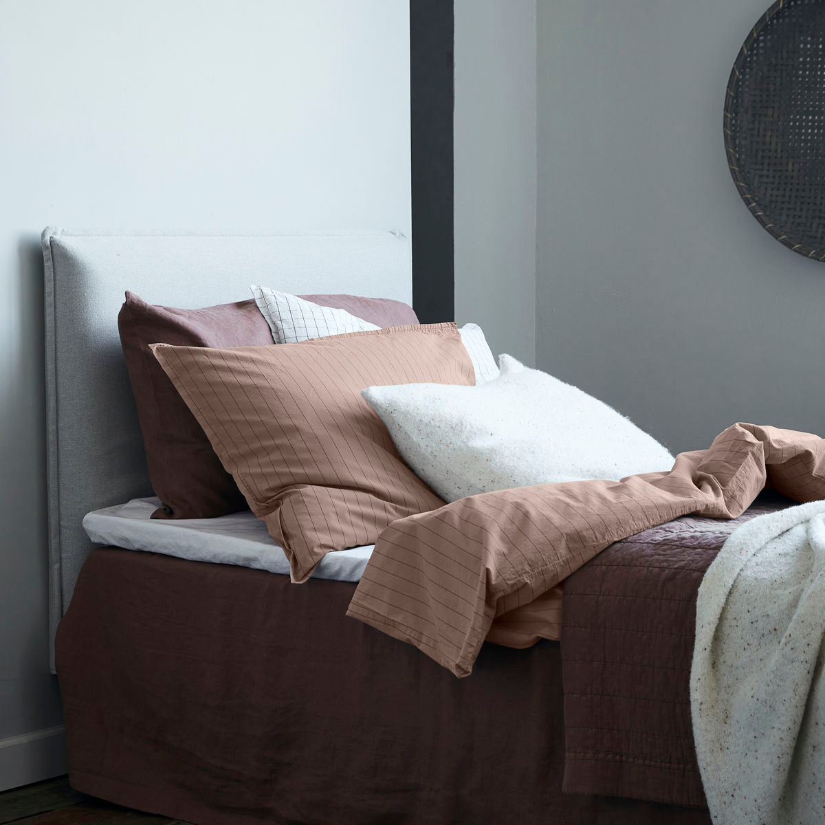 Por Nord-Bed Set, Dagny, Straw W. Bark-L: 200 cm, W: 140 cm, W: 63 cm, H: 60 cm