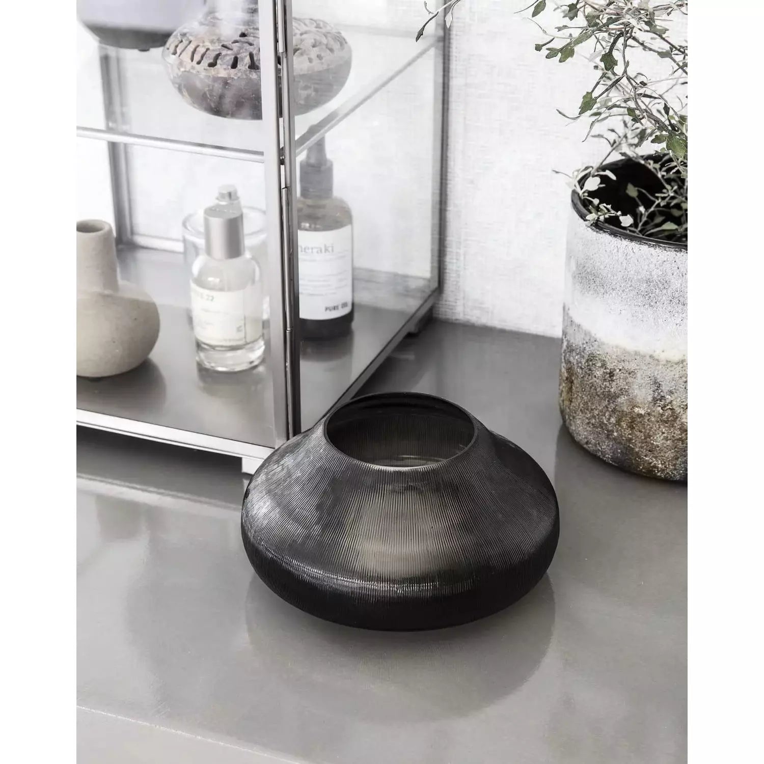 House Doctor - Lysestage chub brown Ø16.5 x h8cm - House Doctor - DesignGaragen.dk