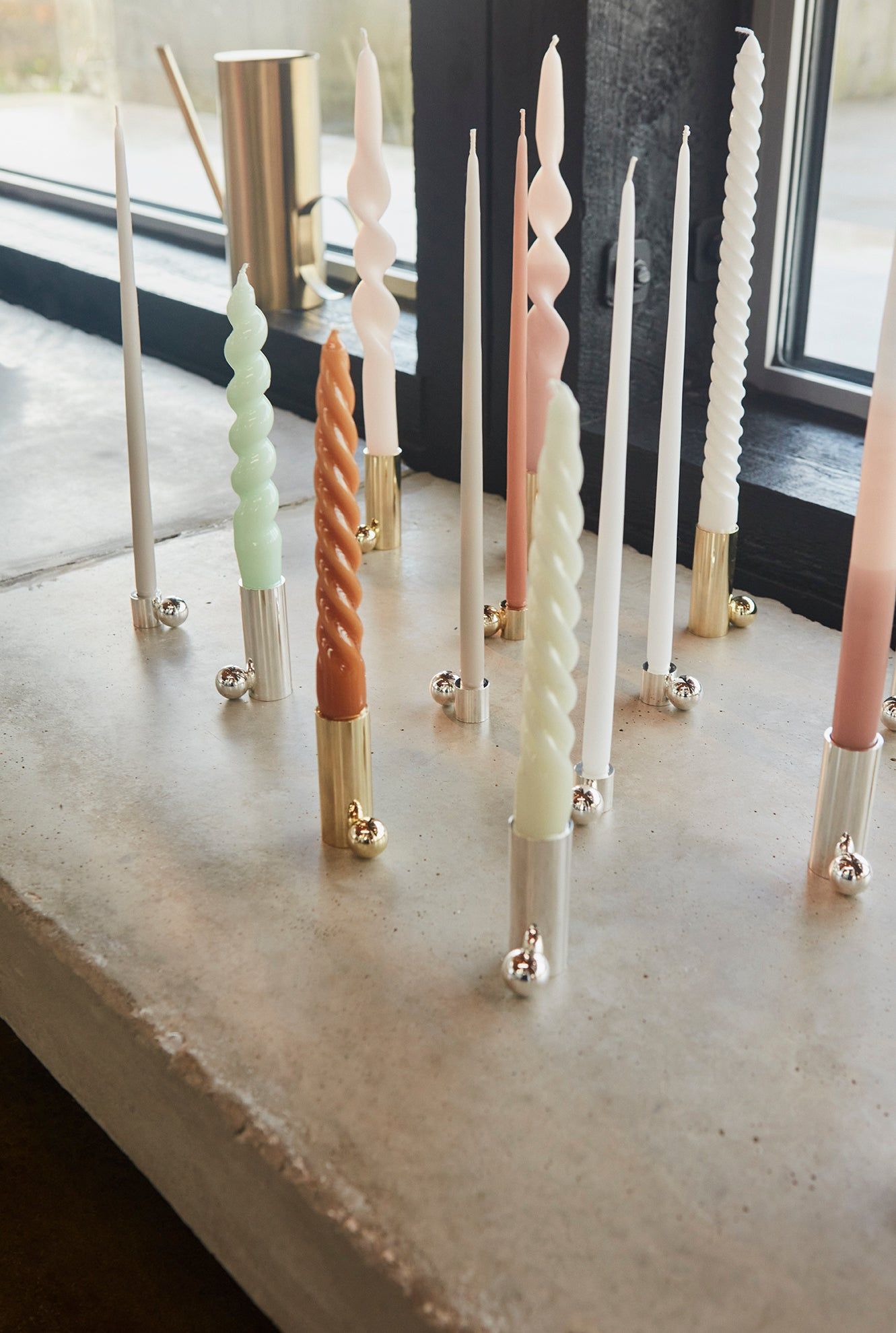 Oyoy Living Palloa Candlestick - High - Brass