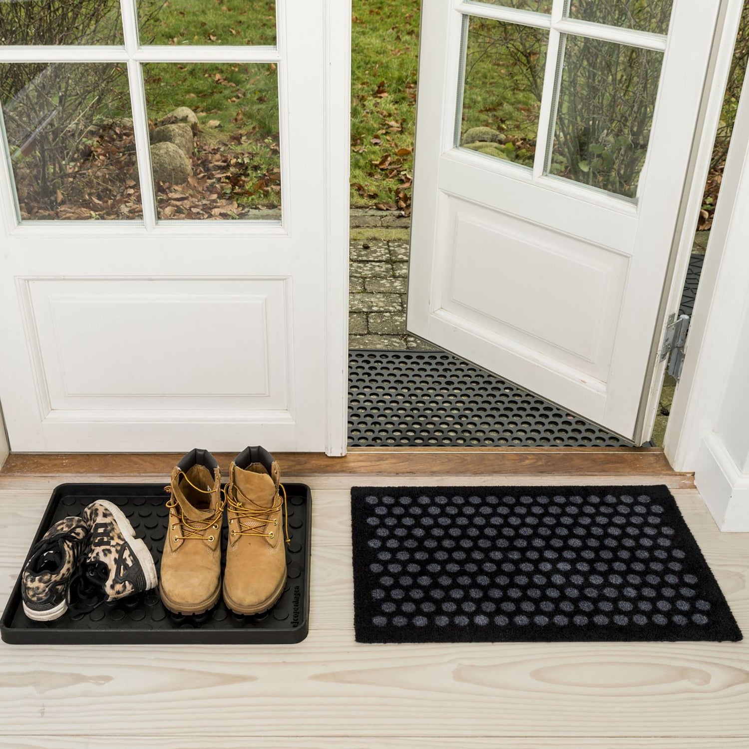 DØRMÅTTE 60 x 90 cm - DOT - Tica Copenhagen - DesignGaragen.dk