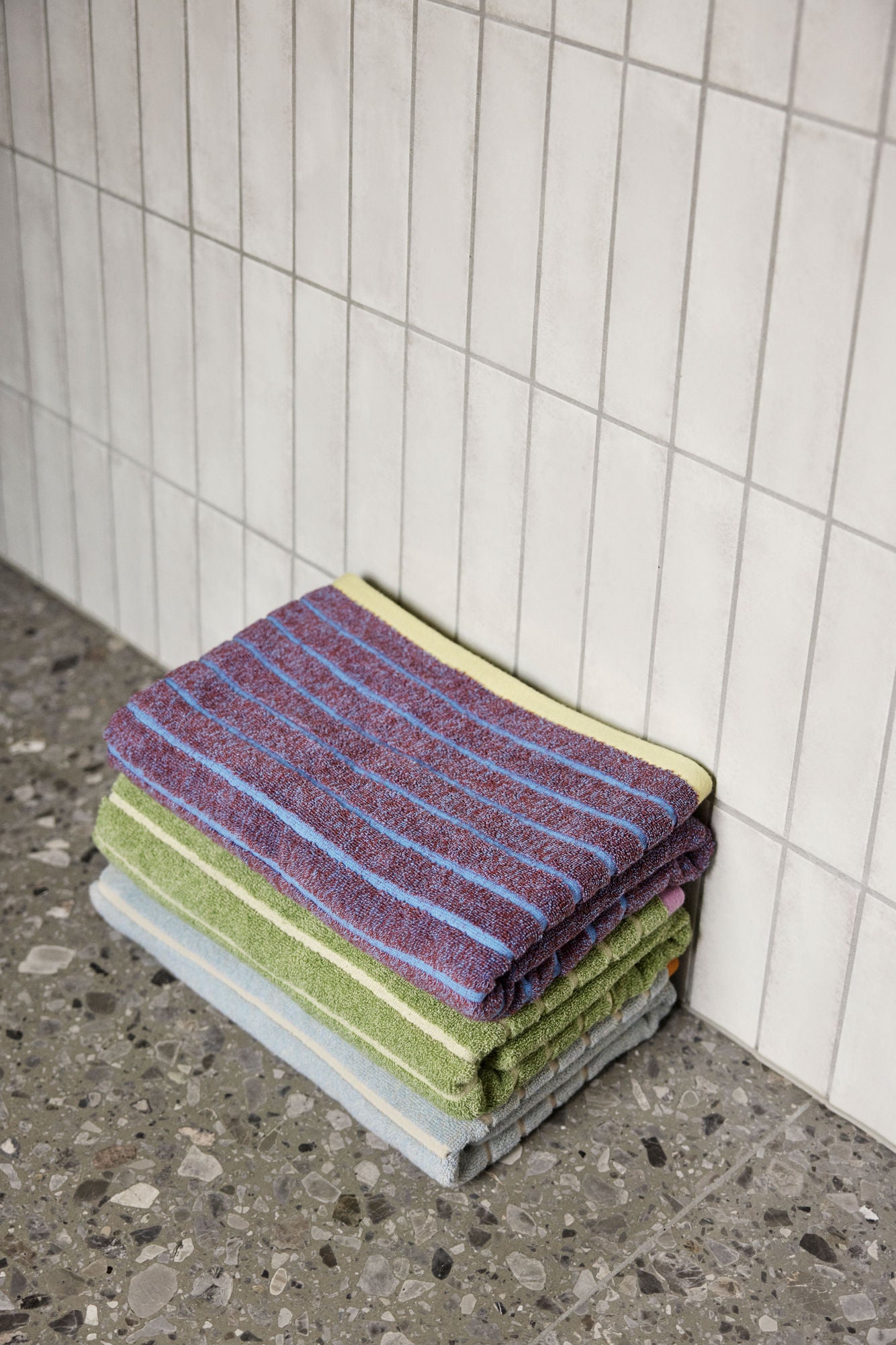 Hübsch Promenade Toalha Grande roxo/azul