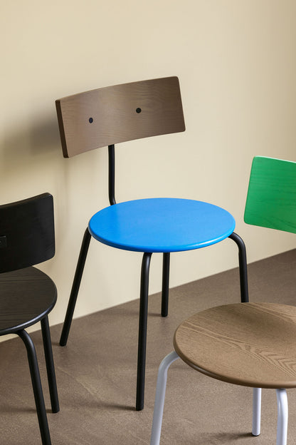 Cadeira de jantar Hübsch Koi preta