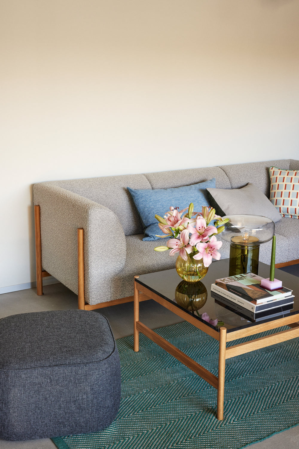 Mesa de Centro Raw Preta/Natural - 80x80xh45cm