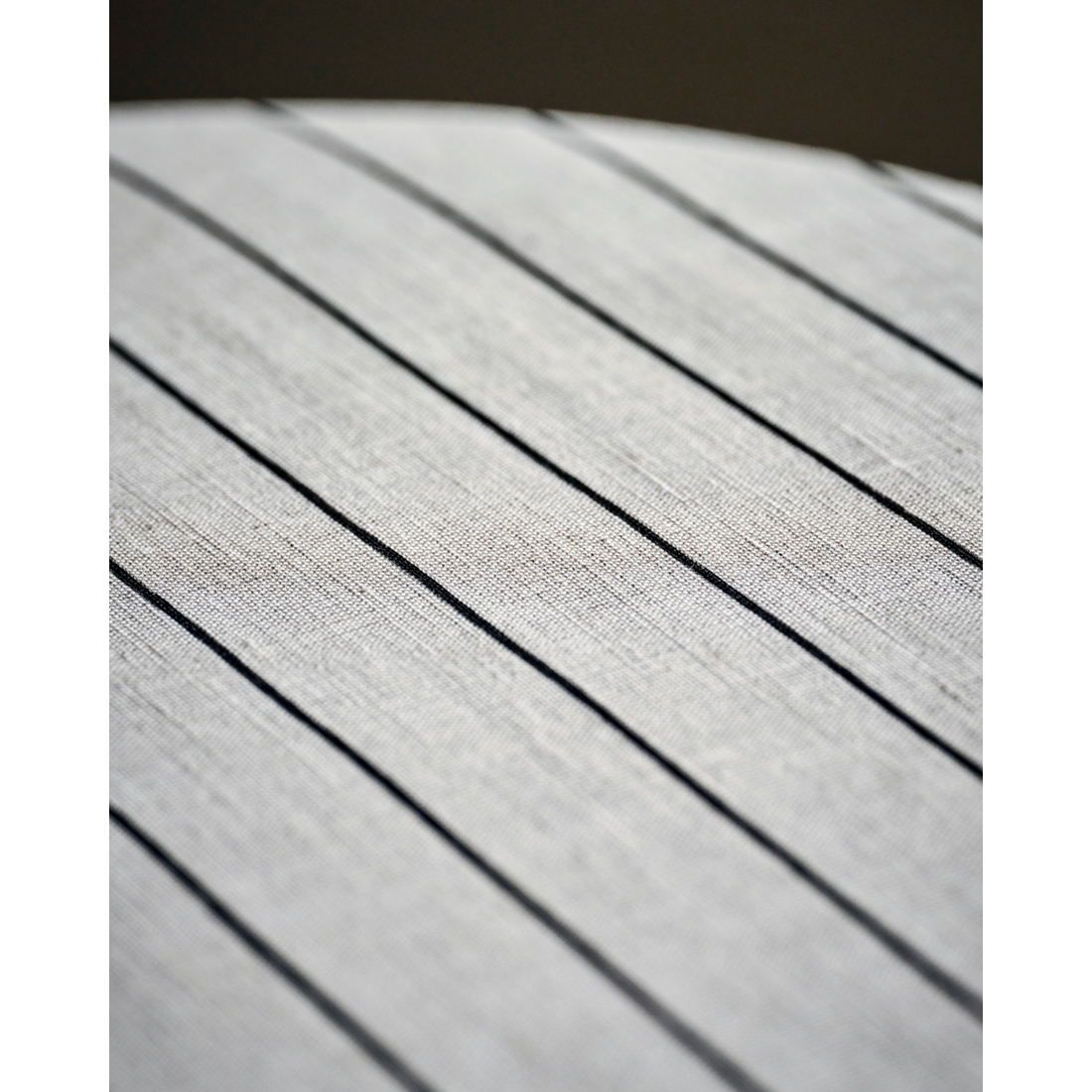 Lâmpada de piso, base hdrafi com hdshade, marrom antigo; branco cru; preto