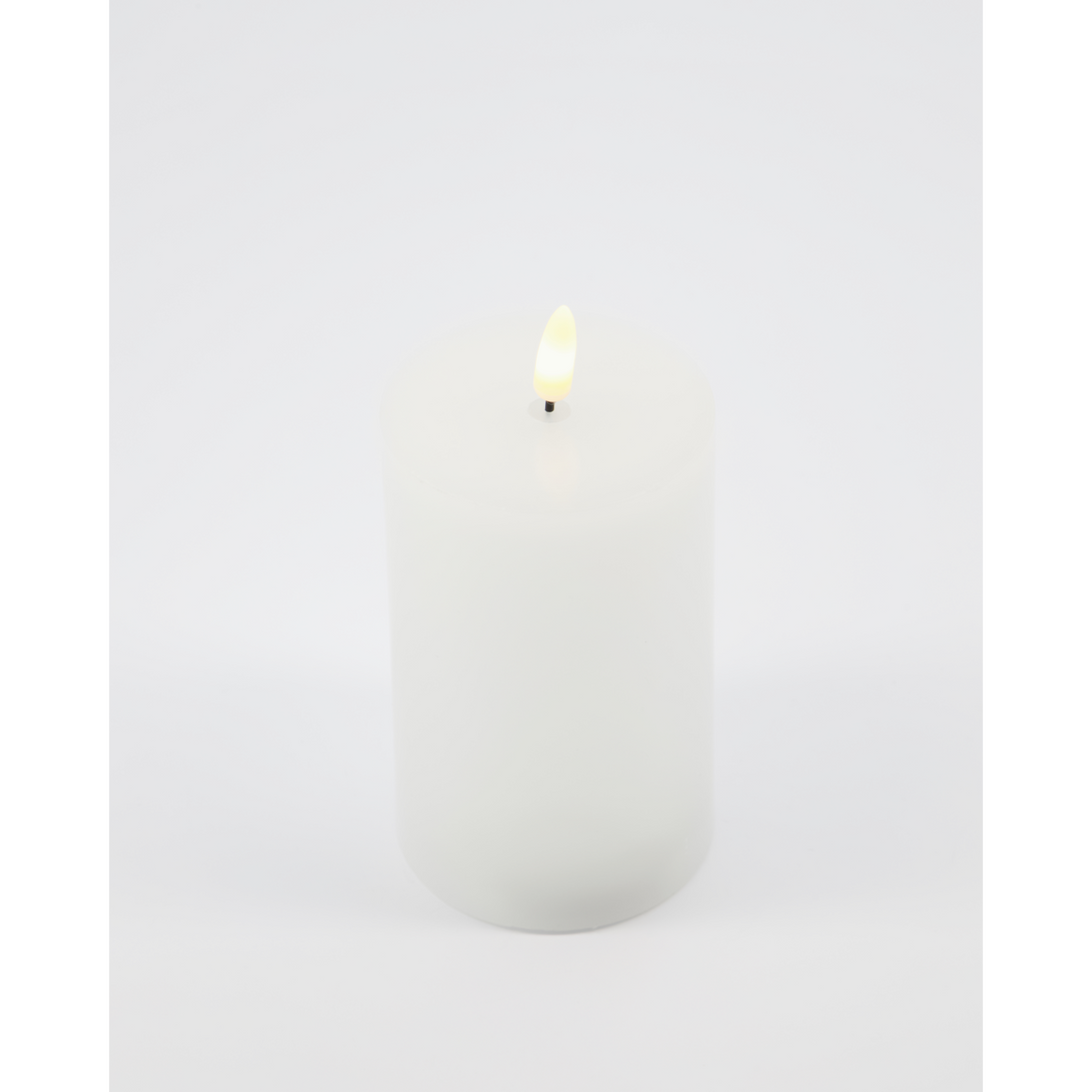 Leve, abalado, branco