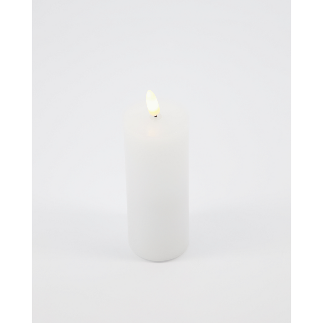 Leve, abalado, branco