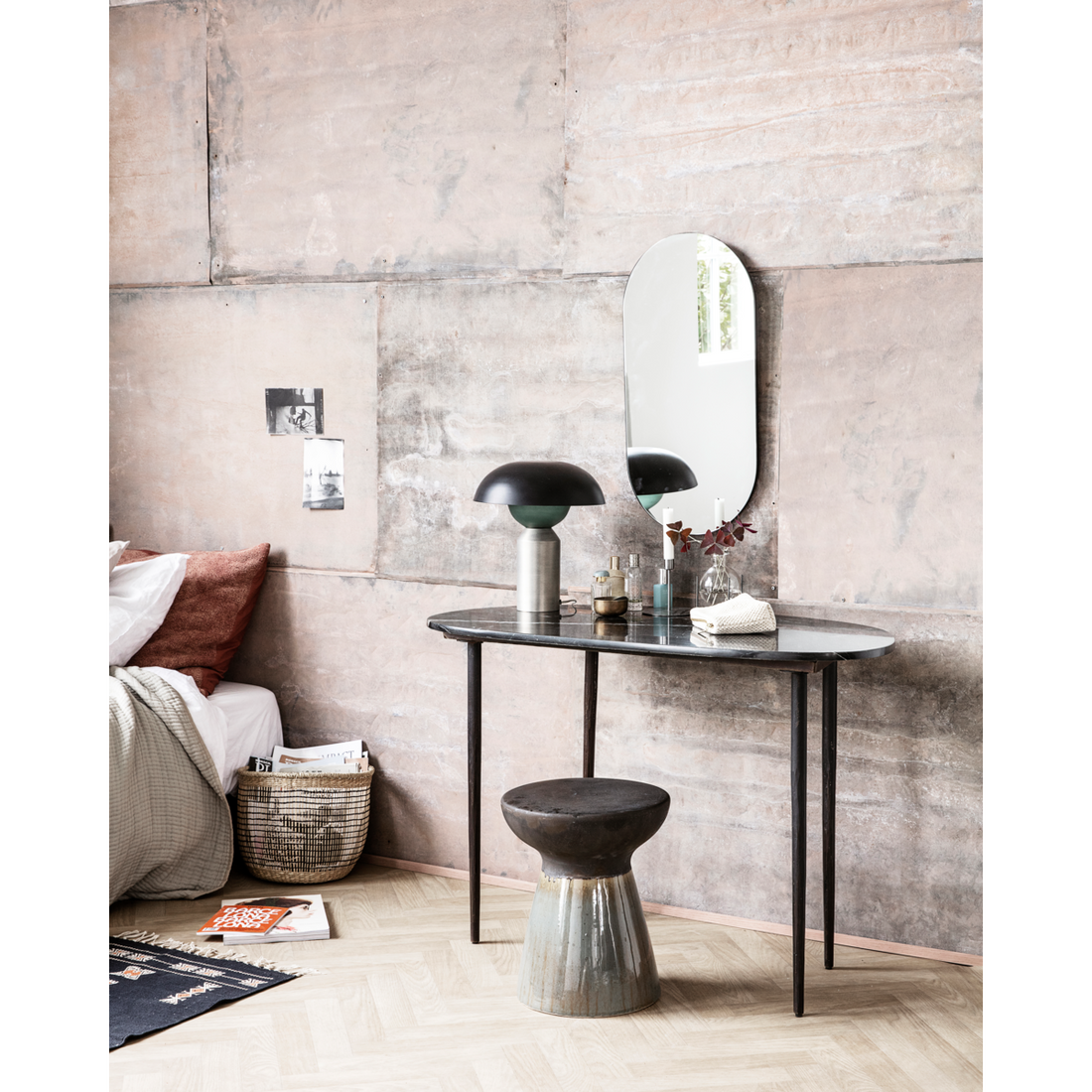 Mesa, hdda, mármore preto