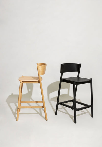 Banco de barra oblíquo preto - 50x55xh103cm
