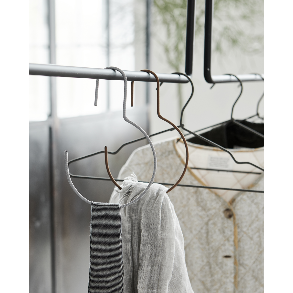 Médico da casa - redondo para casa, hdwire, cinza claro