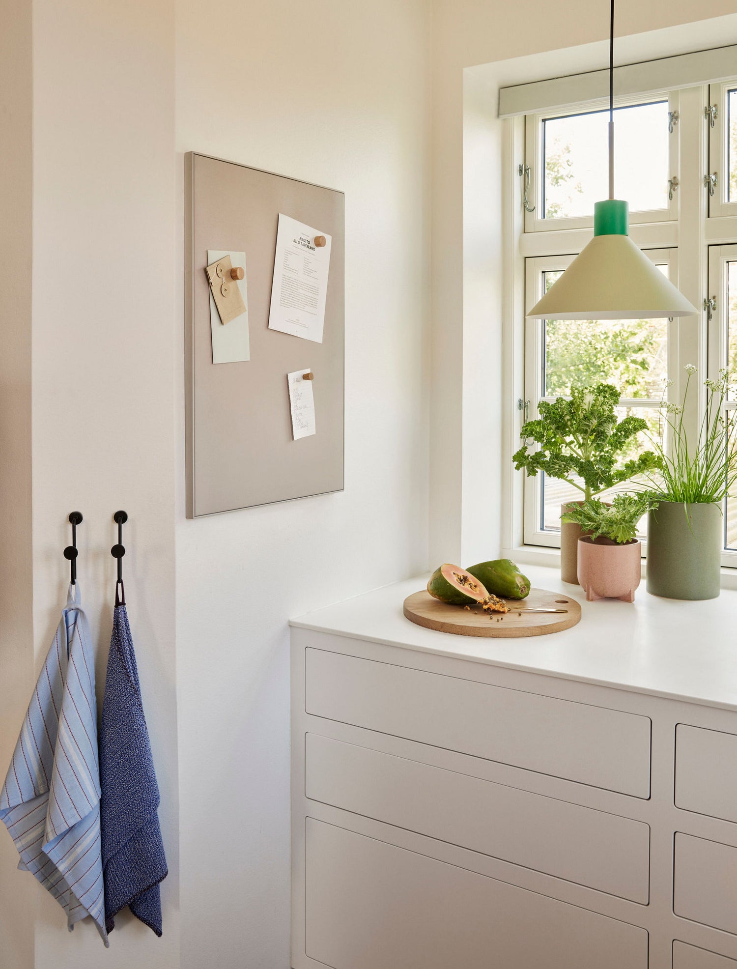 Hübsch Era Blackboard cinza médio