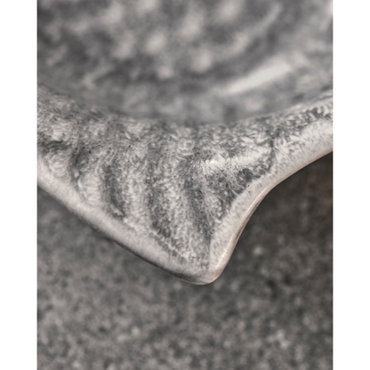 Prato de servir, hdmaki, cinza