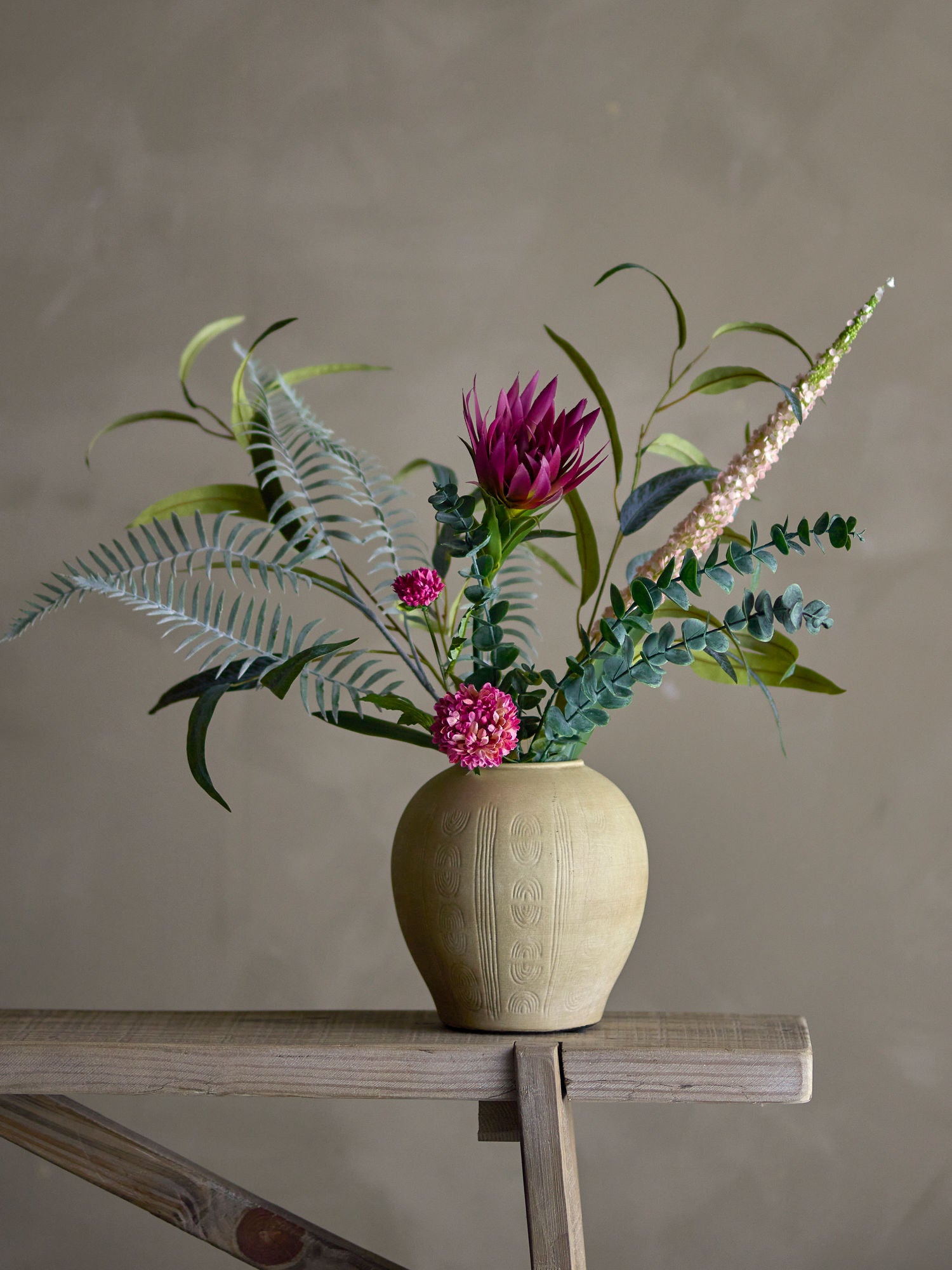 Buquê da coroa de Bloomingville, flores vermelhas, artificiais