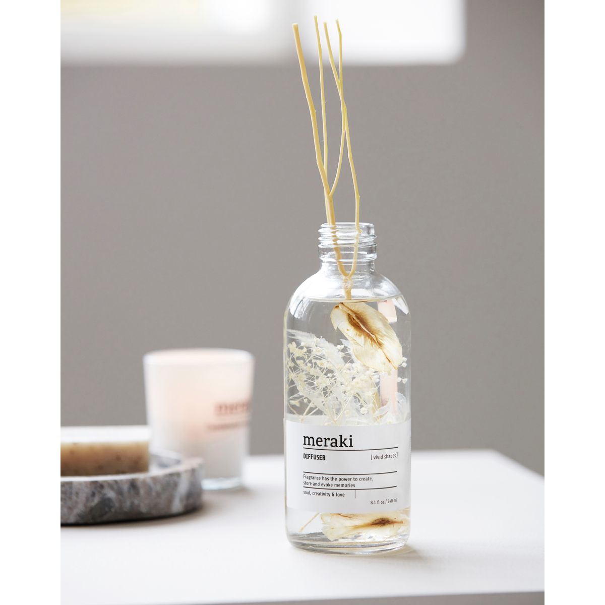 Frescha de fragrância, tons vívidos, prontos