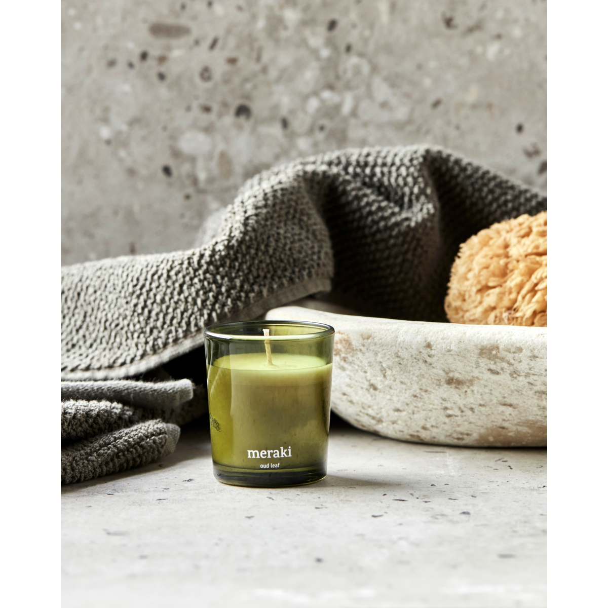 Velas perfumadas, folha de oud, verde