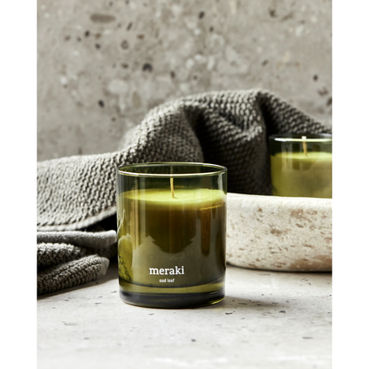 Velas perfumadas, folha de oud, verde