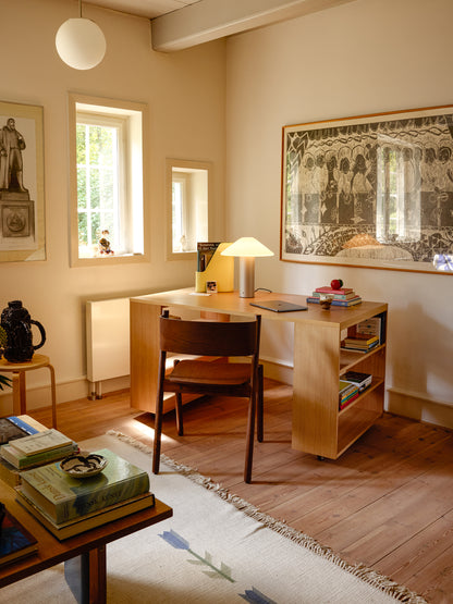 Cadeira de Jantar Oblíqua Marrom - 55x51xh80cm