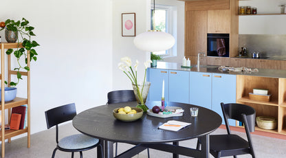 Cadeira de jantar oblíqua preta - 55x51xh80cm