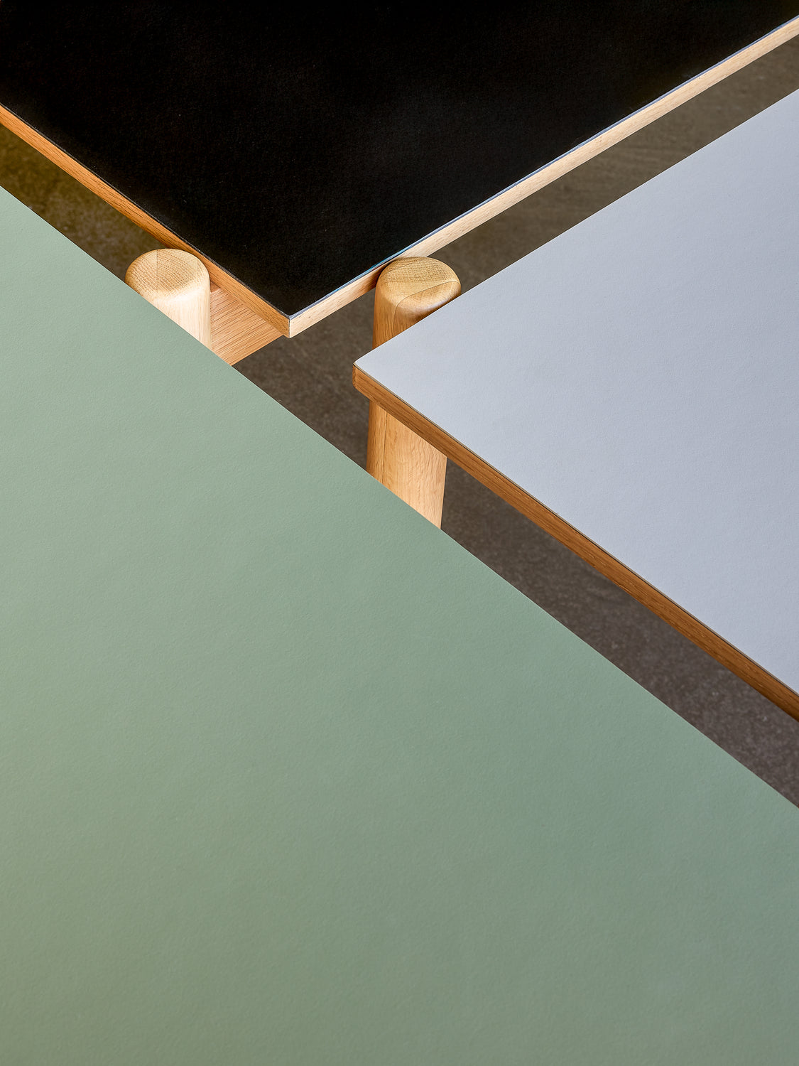 Mesa de Jantar Oblíqua Retangular Verde Oliva - 190x107xh75cm