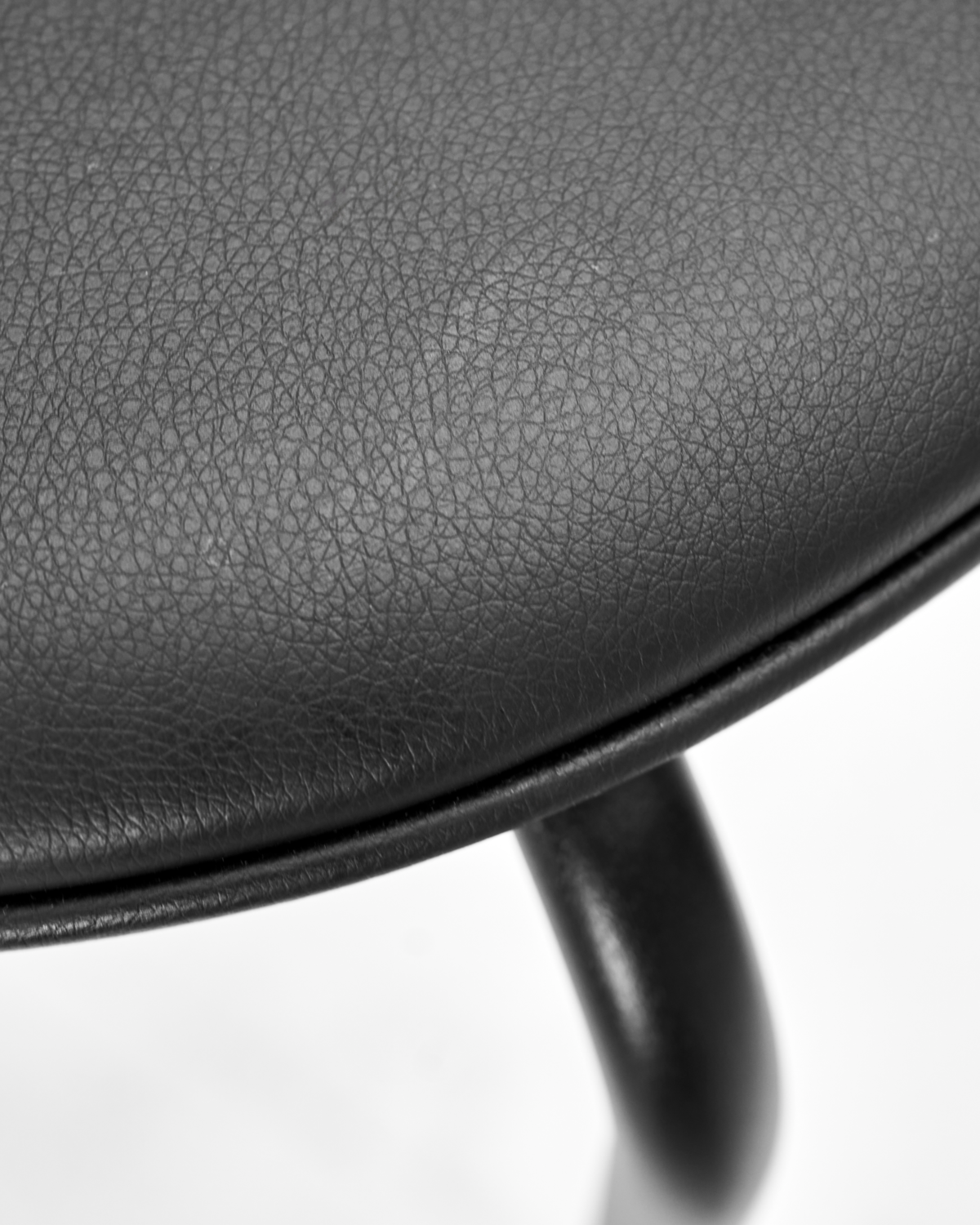 Banqueta, HDPova, Preto