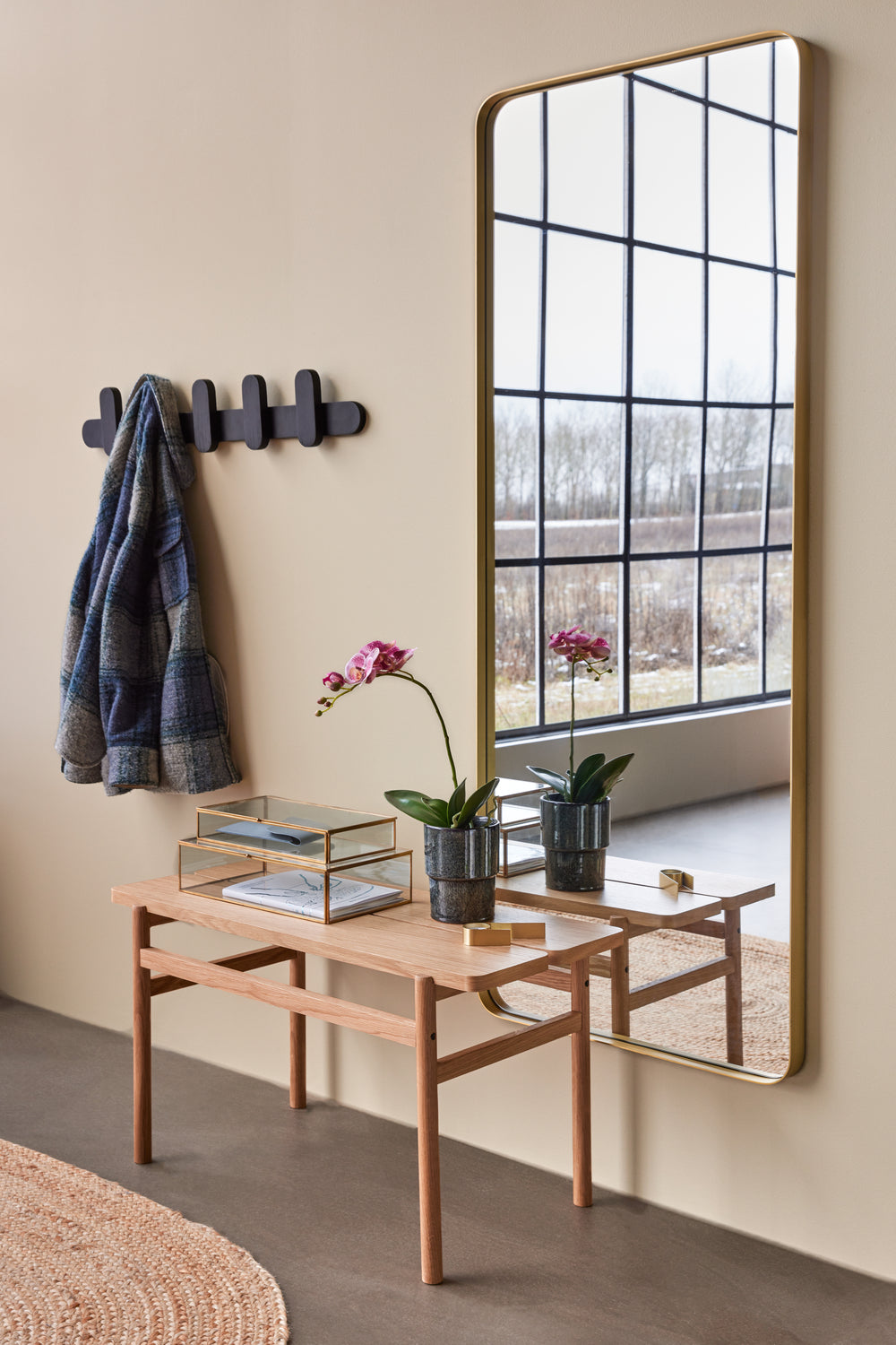 Espelho de parede retrô grande cor latão - 60x4xh152cm